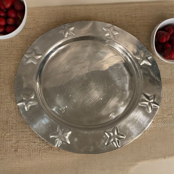 Large Serving Bowl & Set Of 4 Chargers Handcrafted In Mexico STAR Embellishment - Picture 10 of 11